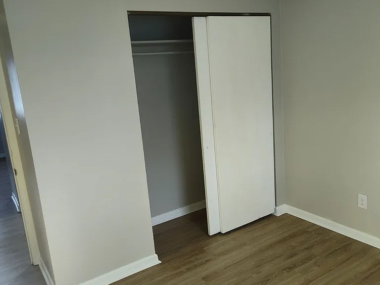 247 S Liberty St #7 — Photo 12