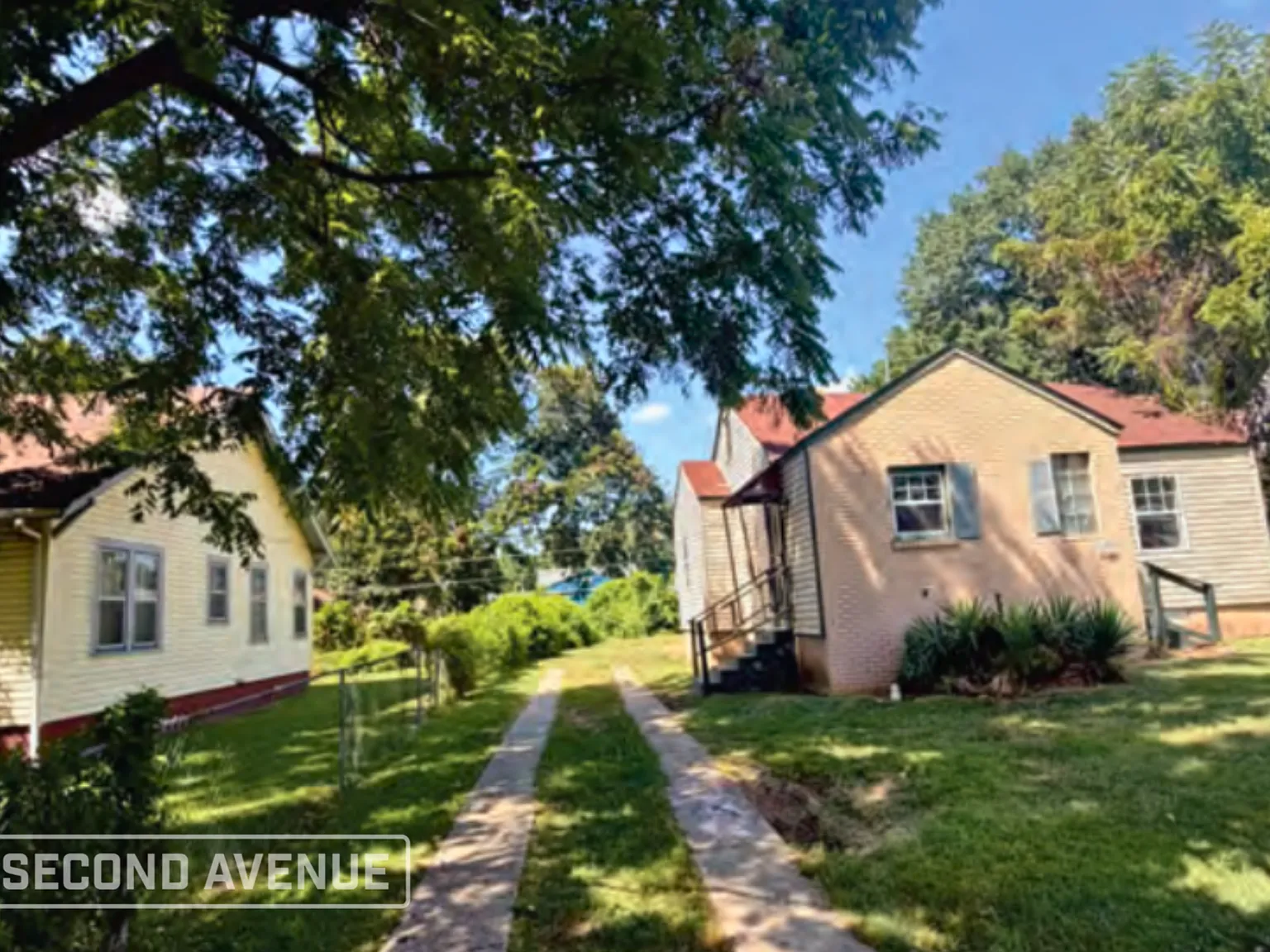 4 bed, 2.0 bath, 1279 sqft, $1,050 — Photo 2