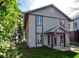 2159 Middleton Beach Rd, Middleton, WI 53562