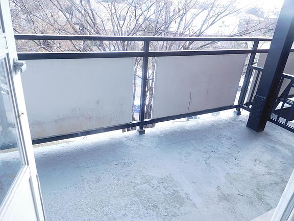 2nd image of 19-10PARSON Boulevard Whitestone Ny # Fl 4