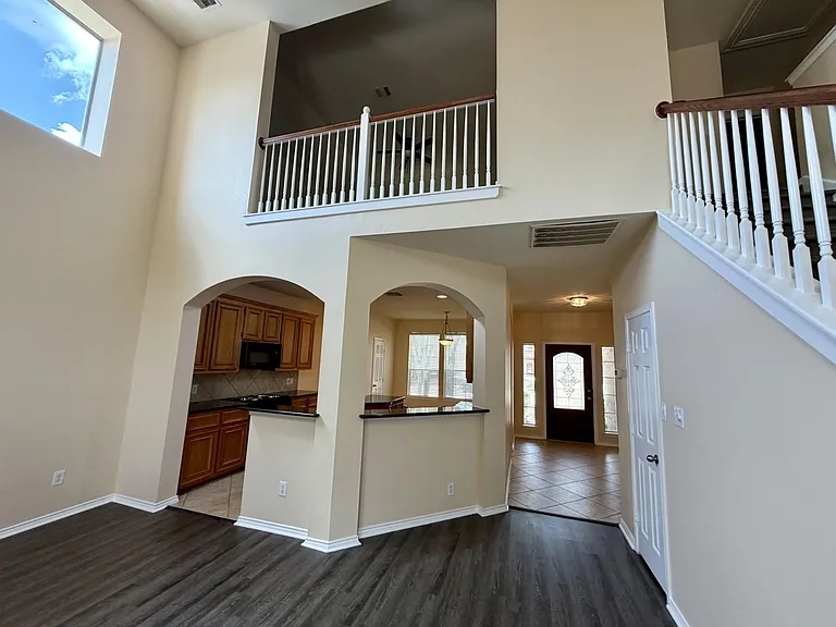 11306 Bright Canyon Ln — Photo 7