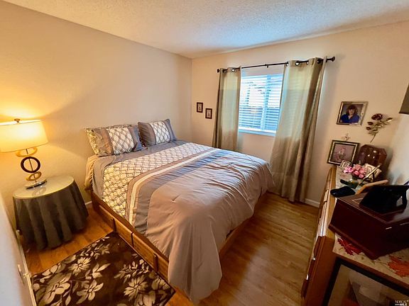 4th image of 91 Rodondo Ave