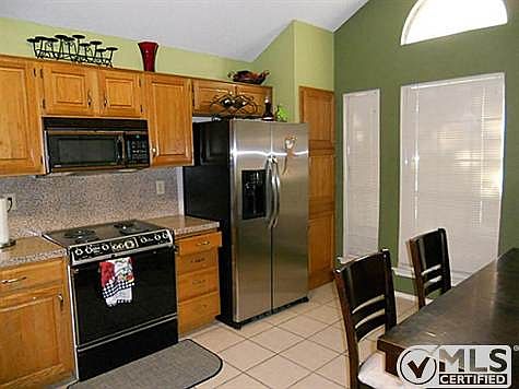 4th image of 3318 Westhoff Dr
