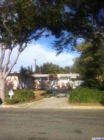 1st image of 3228 Richview Dr