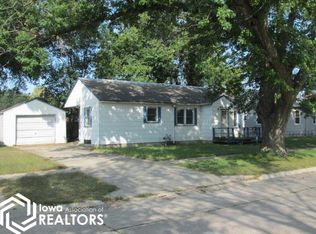 212 1st Ave SE, Belmond, IA 50421