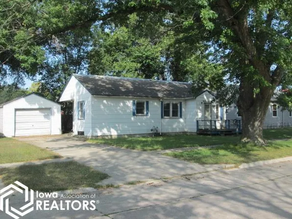 212 1st Ave SE, Belmond, IA 50421