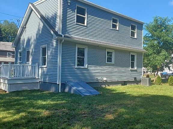 5th image of 25 Geordan Ave