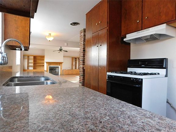 3rd image of 178 N Brightview Dr