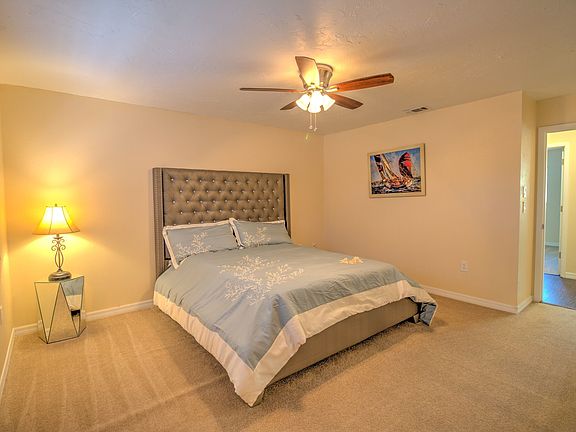 5th image of 4962 Vinson Way