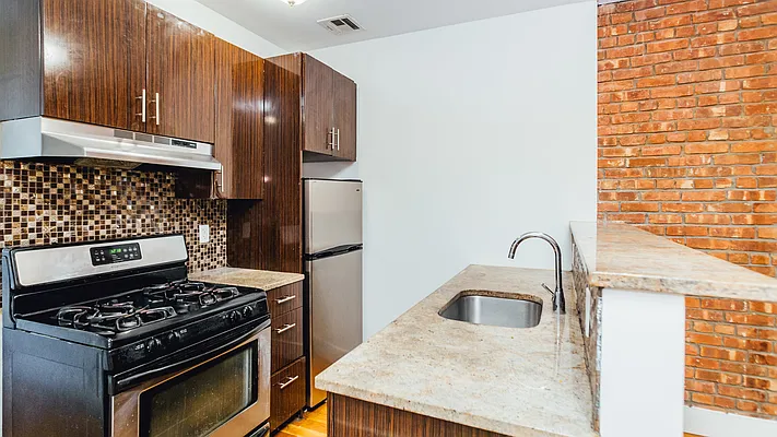 Rented by Nooklyn NYC LLC | media 1