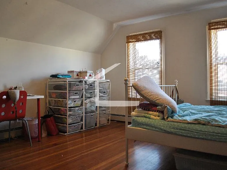 12 Chester St #3V — Photo 6