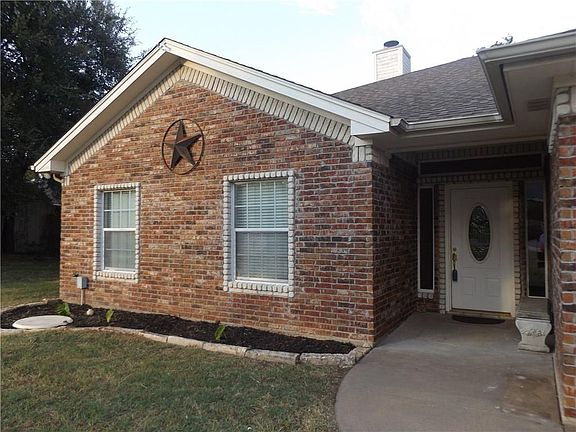 3rd image of 6205 Kelly Dr