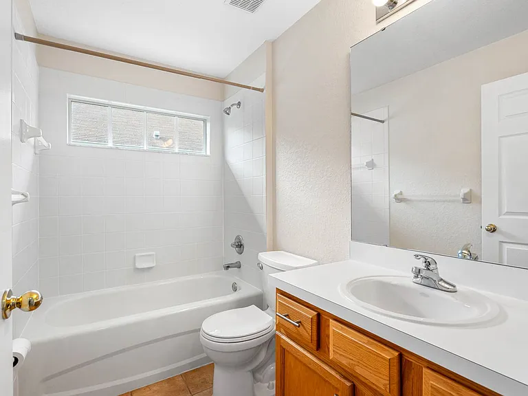 3063 Westmoreland Dr — Photo 13