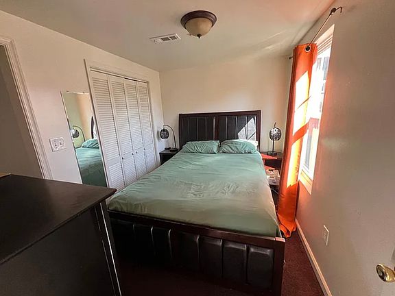 3rd image of 4004 Cole Blvd SE #B