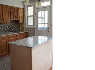 2401 Irving Pl SE, Washington, DC