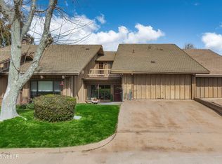 2877 Stadium Dr, Solvang, CA 93463