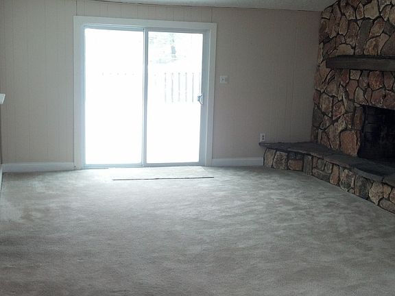 5th image of 709 Hemlock Dr
