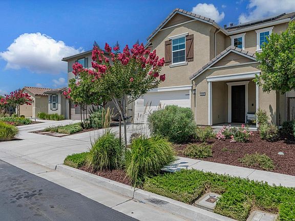 3rd image of 630 Granada Way