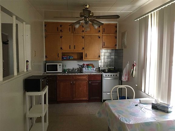 3rd image of 64 Doherty Ave