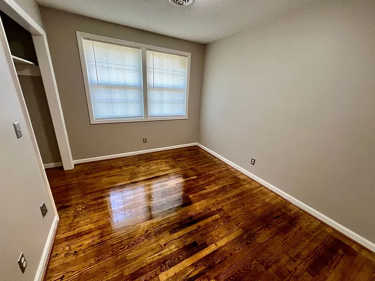 213 Kingnut Dr — Photo 20