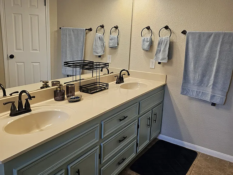 116 E Blancas Dr — Photo 14