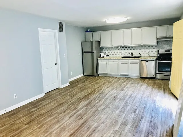 1011 Curran St NW #1 — Photo 17