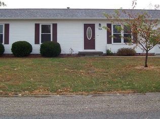 708 Shipley St, Olney, IL 62450