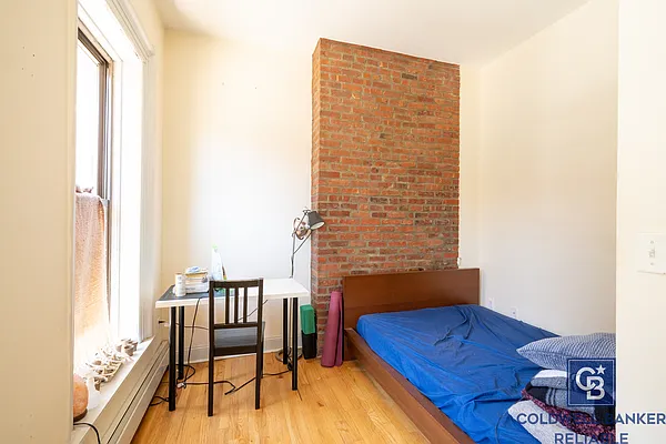 Rented by Coldwell Banker Reliable Real Estate | media 6