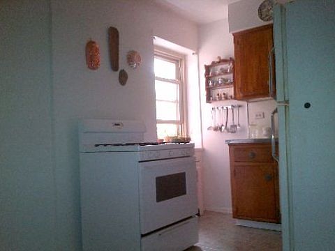 4th image of 66-10 149th St #2E
