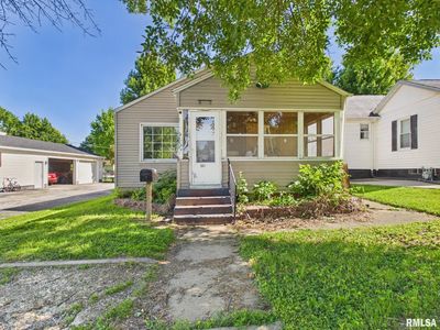 551 3rd St, Lincoln, IL, 62656