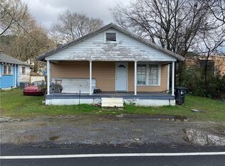 512 Elm St, Calhoun, GA 30701