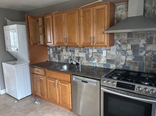 52 Evergreen Ave #1, Bethpage, NY 11714