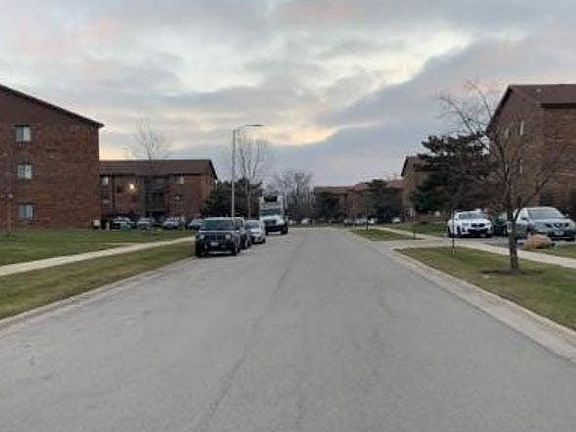 5th image of 15709 Peggy Ln APT 11