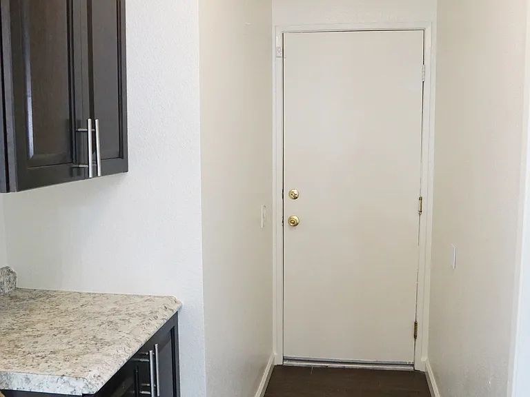 80675 Harvard Ct — Photo 12
