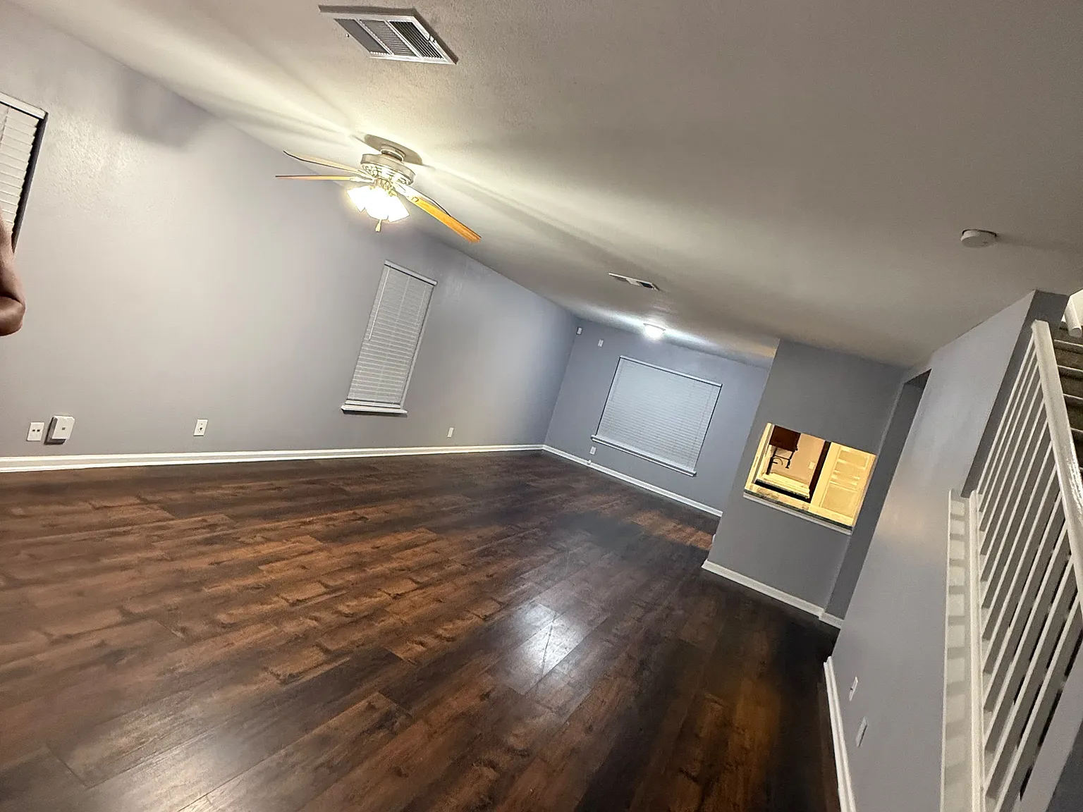 3 bed, 2105 sqft, $2,100 — Photo 4