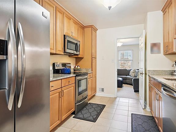 3rd image of 11354 Empire Ln