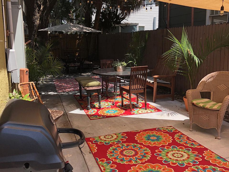 Out door patio area 