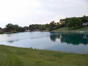 4th image of 1 Lakeview Dr