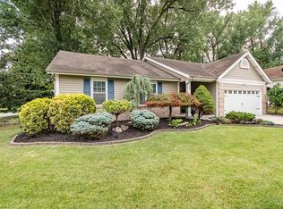 2 Dawnridge Dr, Hazelwood, MO