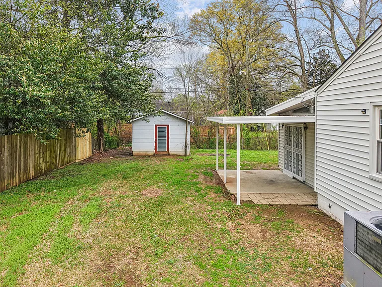 417 Price Dr — Photo 8