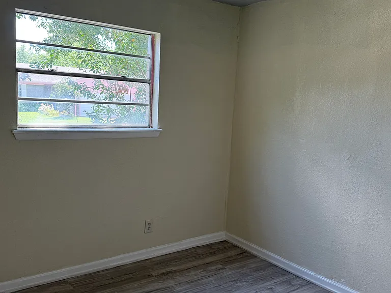 3613 S 116th East Ave — Photo 16