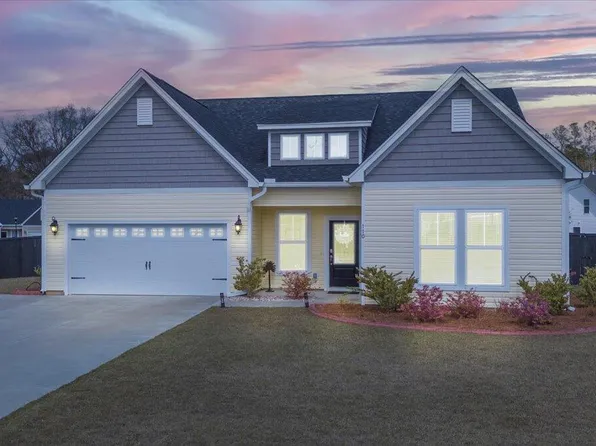 110 Waycross Dr, Ridgeville, SC 29472