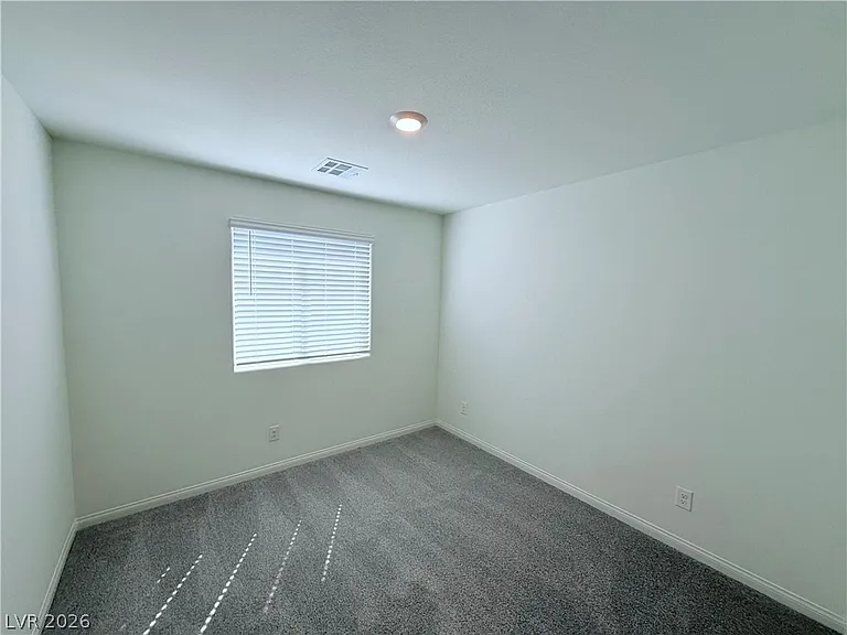 9992 Ullom Dr — Photo 14