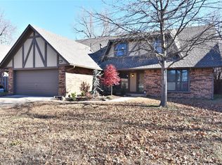 1209 S Aspen Ct, Broken Arrow, OK 74012