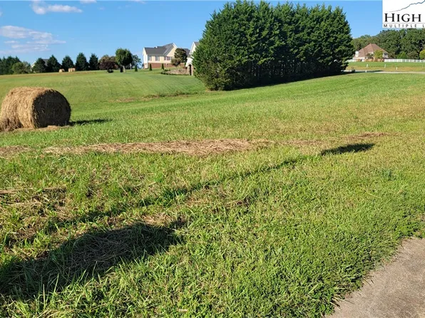 Lot 301 216 Canterbury Drive, North Wilkesboro, NC 28659