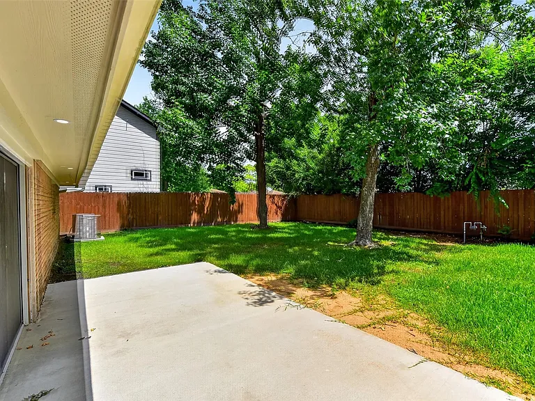 4131 Knotty Oaks Trl — Photo 29