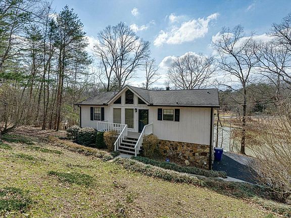 2nd image of 2502 Hunt Heights Dr