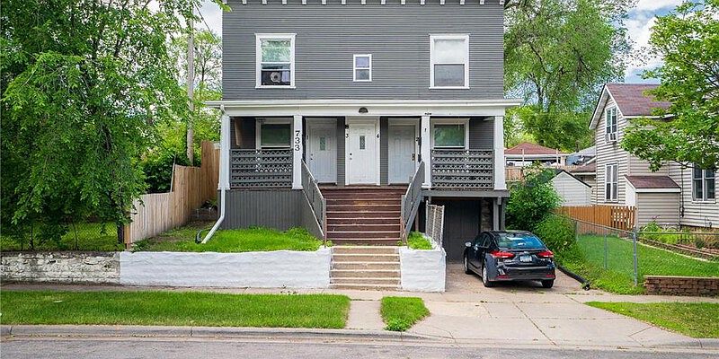 1st image of 733 Bradley St #3