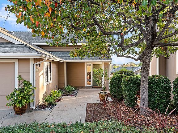 3rd image of 4021 Otono Dr #B