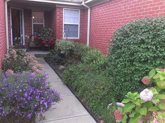 3rd image of 8012 Savannah Ct